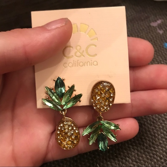 C&C California Jewelry - 💜3for$18 C&C California Gold Pineapple Earrings